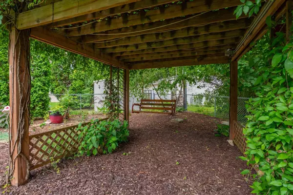 4838 Maple Avenue, Fitchburg, WI 53711