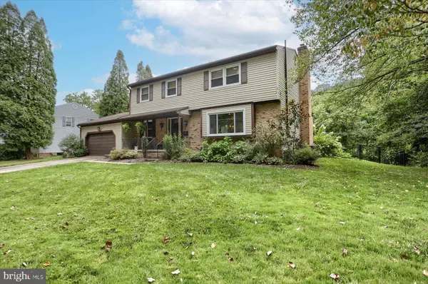 12 TALL TREE DR, Camp Hill, PA 17011