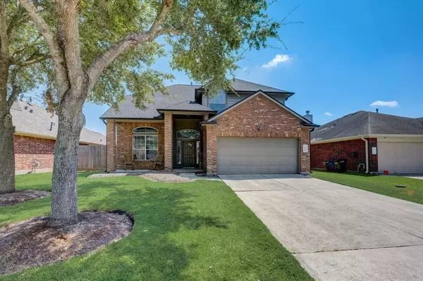 6511 Canyon Mist LN, Dickinson, TX 77539