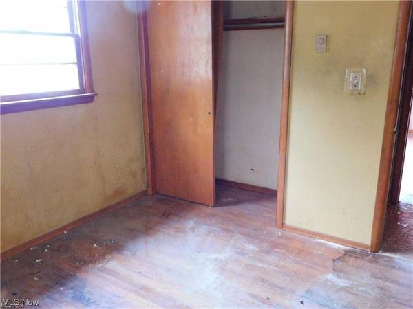 587 Salva AVE, Shadyside, OH 43947