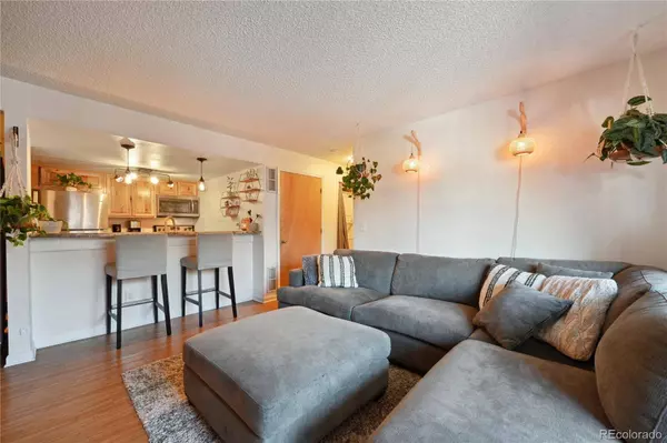 6350 Oak ST #202, Arvada, CO 80004