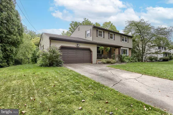 12 TALL TREE DR, Camp Hill, PA 17011