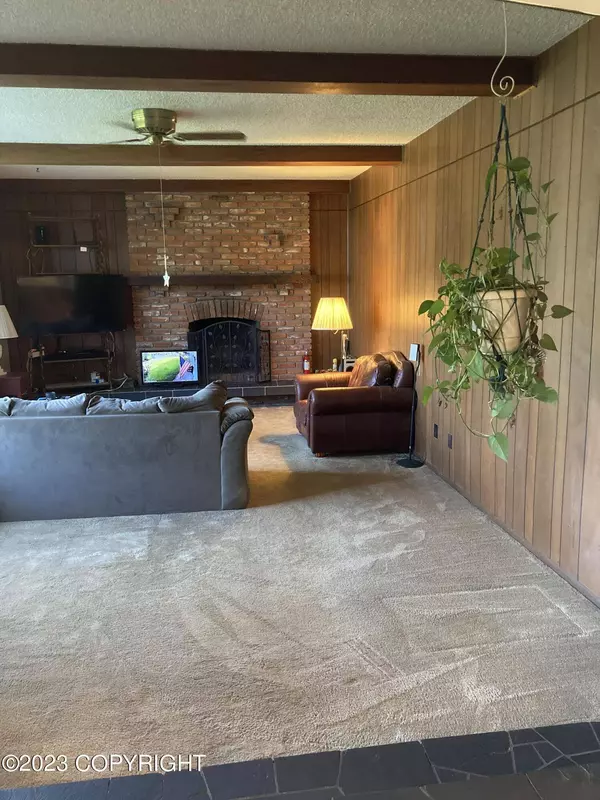 12606 Iris WAY, Eagle River, AK 99577