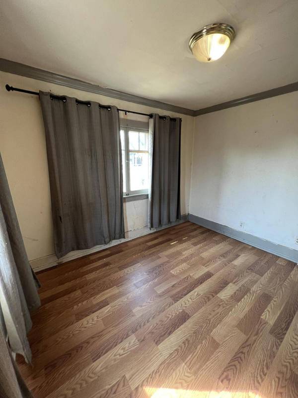 504 W Jackson St, Medford, OR 97501