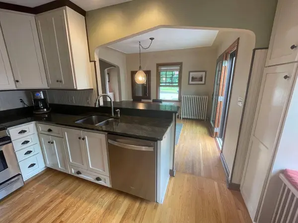 5233 James AVE S, Minneapolis, MN 55419