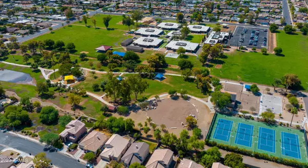 736 W Knox Road, Chandler, AZ 85225