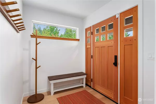 1664 Hillsdale RD, Bellingham, WA 98226