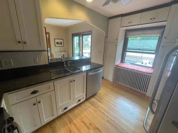 5233 James AVE S, Minneapolis, MN 55419