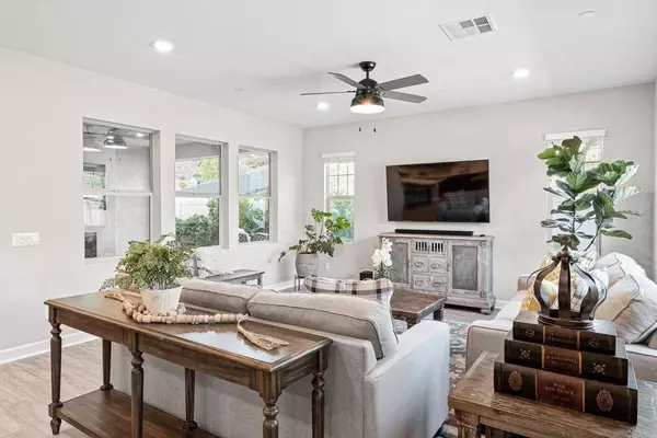 21723 Deer Grass DR, Escondido, CA 92029