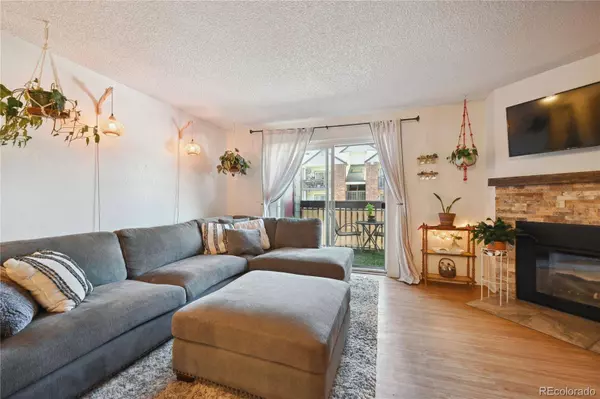 6350 Oak ST #202, Arvada, CO 80004