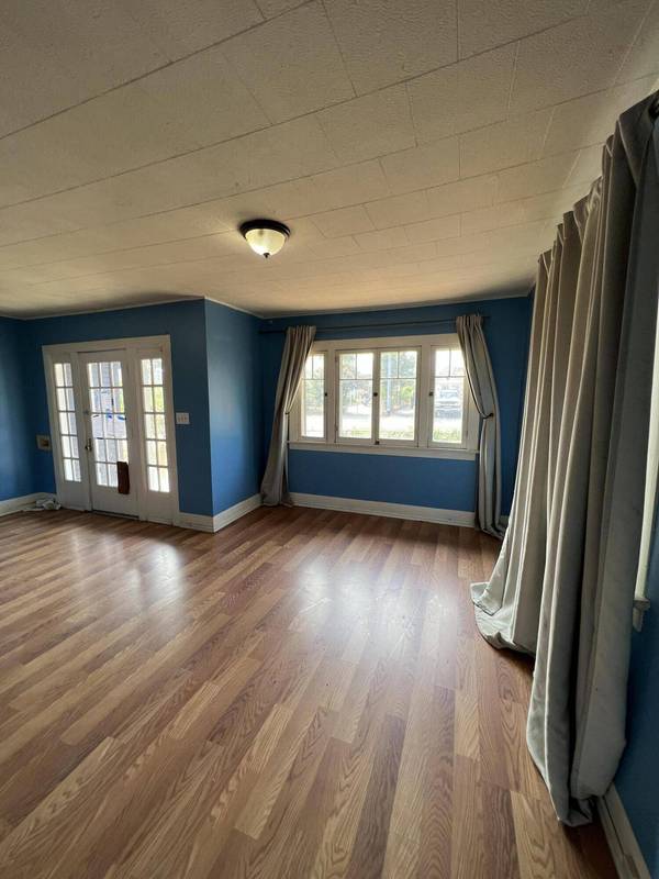 504 W Jackson St, Medford, OR 97501