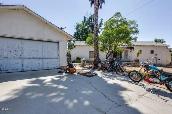 9922 Haines Canyon Ave., Tujunga, CA 91042