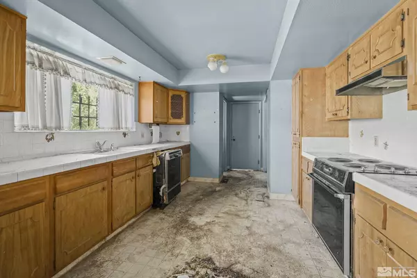 1505 W Plumb Lane, Reno, NV 89509