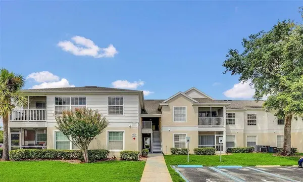 3900 SOUTHPOINTE DR #123, Orlando, FL 32822