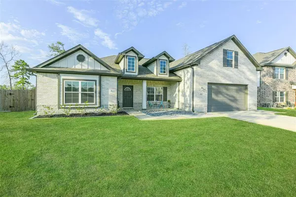 6126 Hazel Lake Dr, Conroe, TX 77303