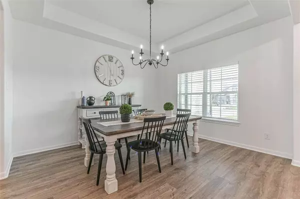 6126 Hazel Lake Dr, Conroe, TX 77303