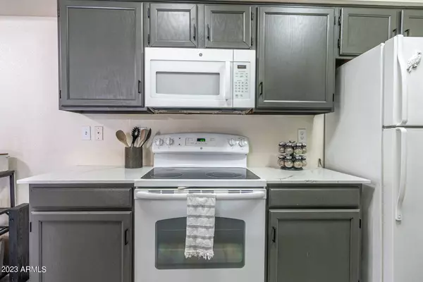 10610 S 48TH Street #1041, Phoenix, AZ 85044