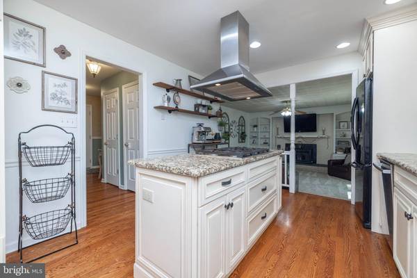 2747 SKYLARK RD, Wilmington, DE 19808