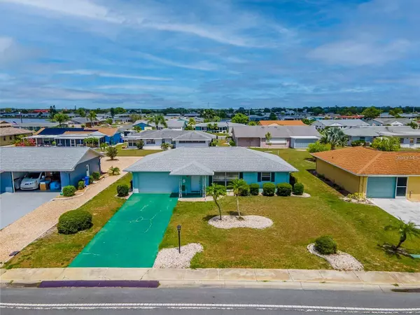 1215 W DEL WEBB BLVD, Sun City Center, FL 33573