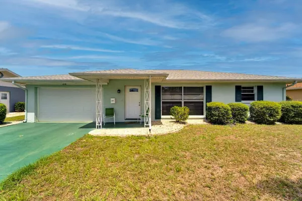 1215 W DEL WEBB BLVD, Sun City Center, FL 33573