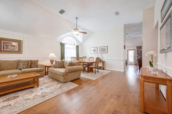 3105 Hazlewood Court, Bedford, TX 76021