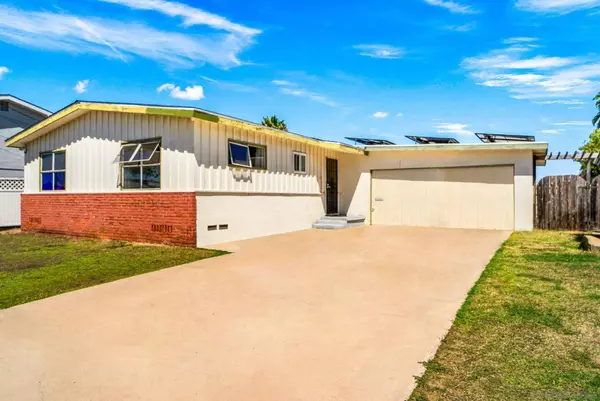 2687 Chauncey Dr, San Diego, CA 92123