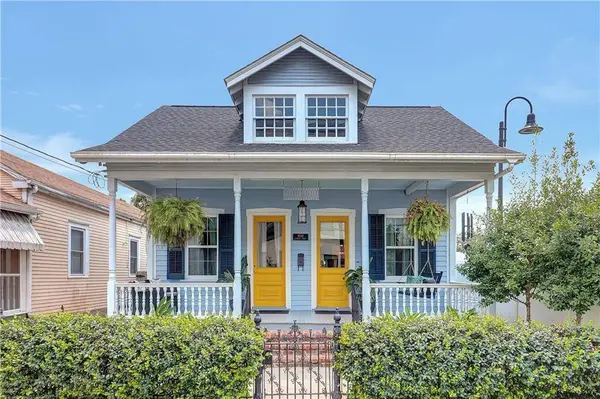 8018 HAMPSON ST, New Orleans, LA 70118