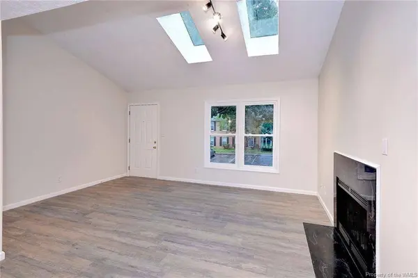 299 Patriot LN #C, Williamsburg, VA 23185