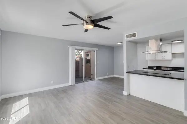 1225 E LAWRENCE Lane, Phoenix, AZ 85020