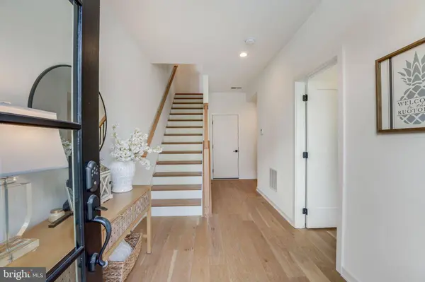 1964 ROLAND CLARKE PL, Reston, VA 20191