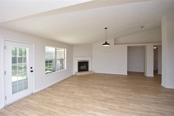 123 BURROUGHS DR, Palm Coast, FL 32137