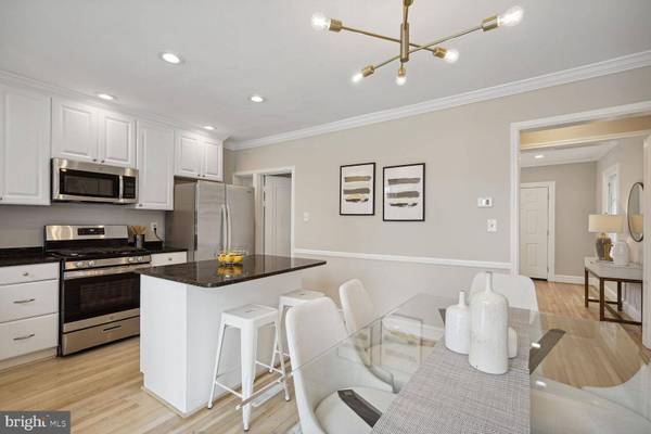 1911 37TH ST NW, Washington, DC 20007