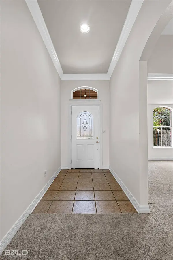 402 Broughton Circle, Bossier City, LA 71112