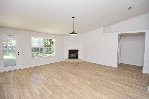 123 BURROUGHS DR, Palm Coast, FL 32137