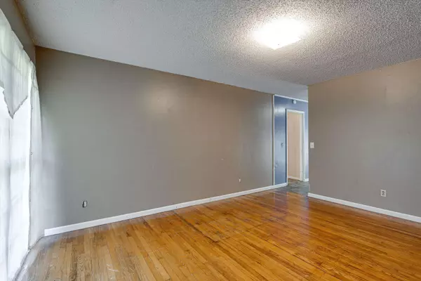 398 Pleasant Grove Rd, Jasper, TN 37347