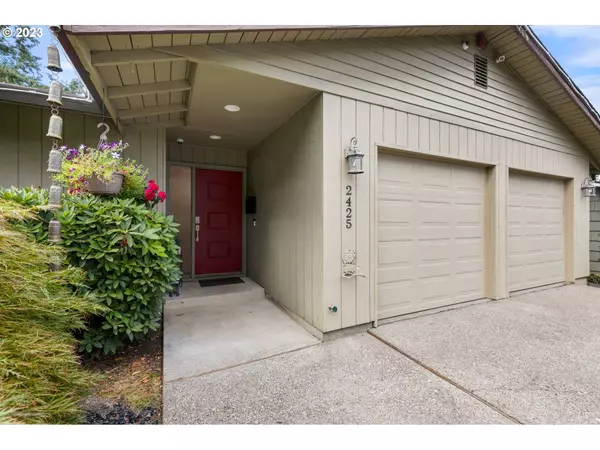 2425 SW CALDEW ST, Portland, OR 97219