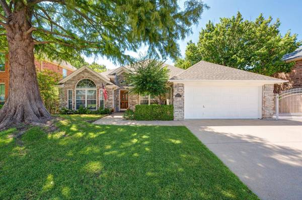 3105 Hazlewood Court, Bedford, TX 76021