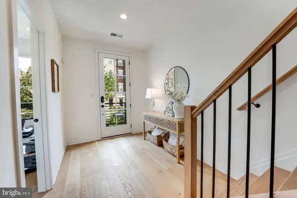 1964 ROLAND CLARKE PL, Reston, VA 20191