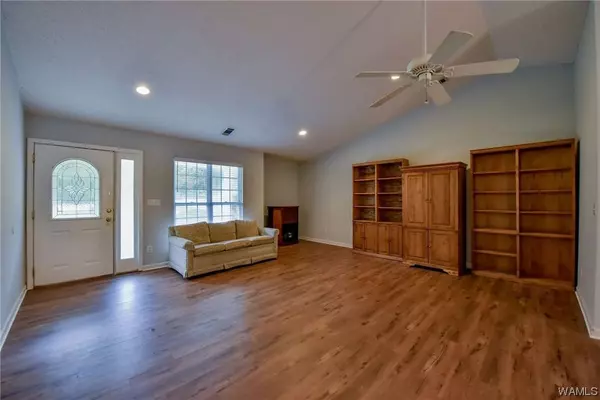 14648 HIGHWAY 11 N, Coaling, AL 35453