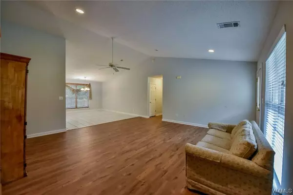 14648 HIGHWAY 11 N, Coaling, AL 35453