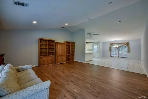 14648 HIGHWAY 11 N, Coaling, AL 35453