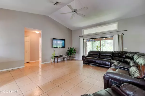 118 Sea Hawk DR, Daytona Beach, FL 32119