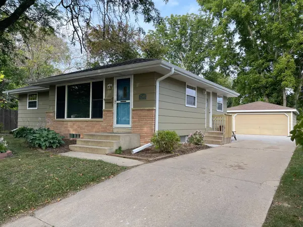 2540 9th AVE NW, Rochester, MN 55901