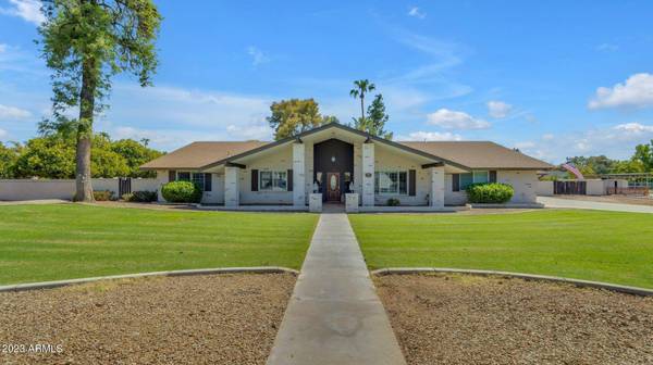 719 E REDFIELD Road, Gilbert, AZ 85234