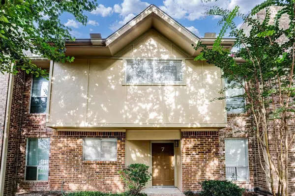 2501 Bering DR #7, Houston, TX 77057