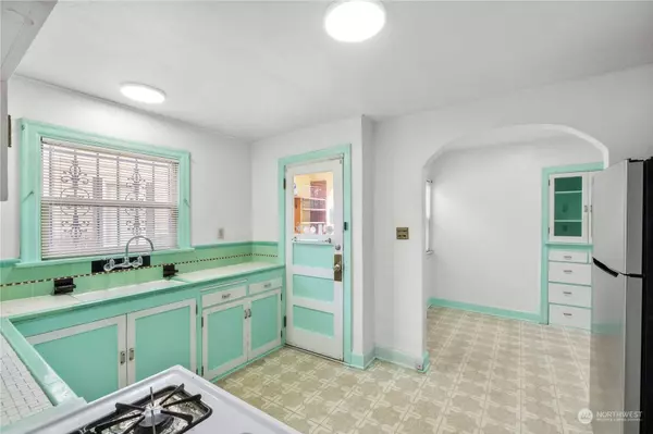 213 S 57th ST, Tacoma, WA 98408