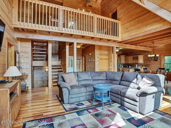 151 Patchwork LN, New Tazewell, TN 37825