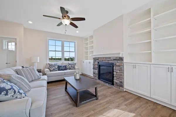 17870 Hamburg AVE, Lakeville, MN 55044