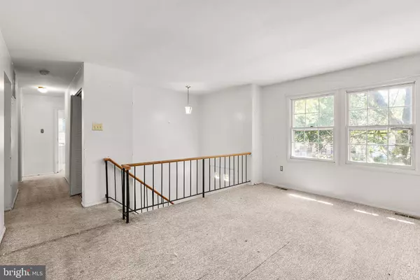 2092 PEAR HILL CT, Crofton, MD 21114