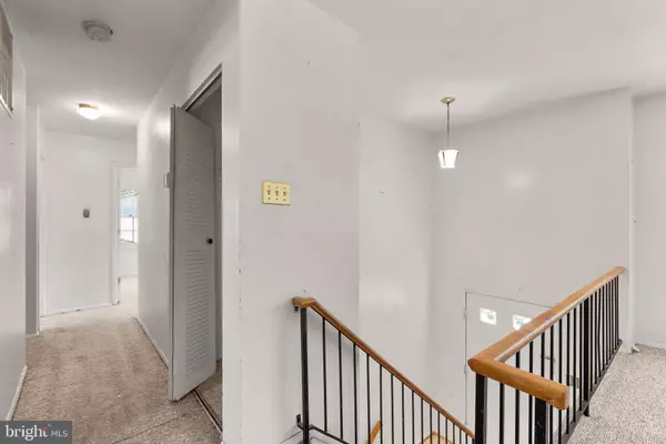 2092 PEAR HILL CT, Crofton, MD 21114